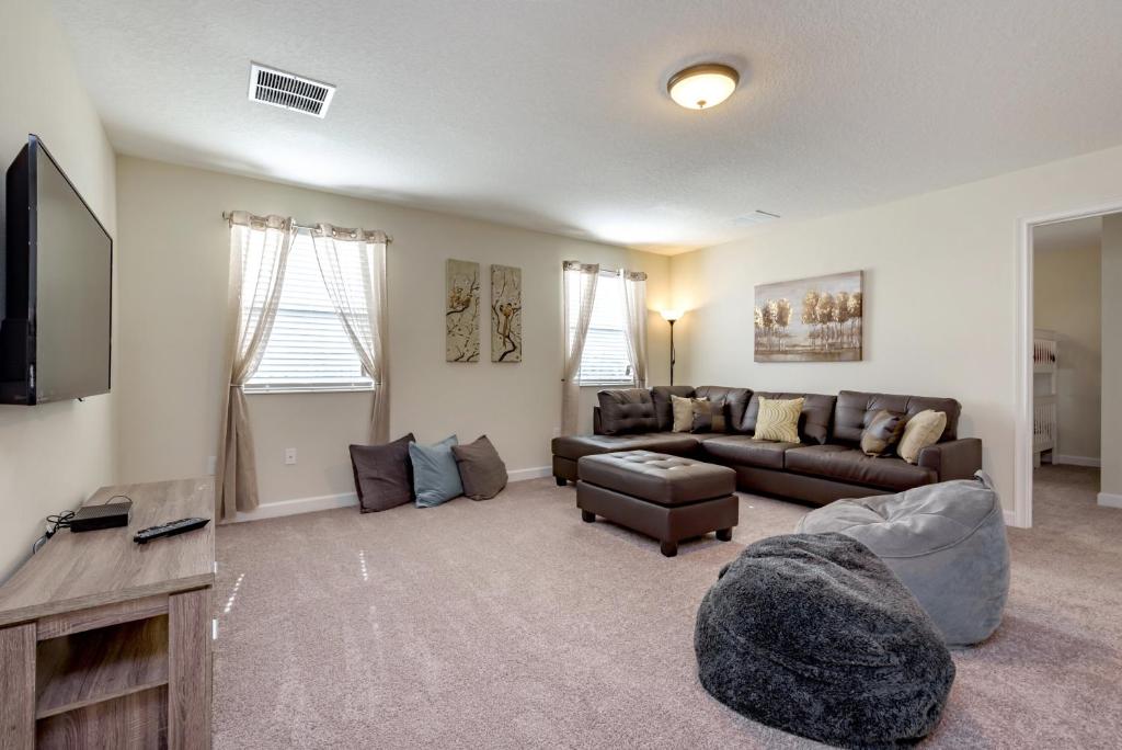 Champions Gate Resort 6 Bed 6 Baths VILLA, Davenport (updated prices