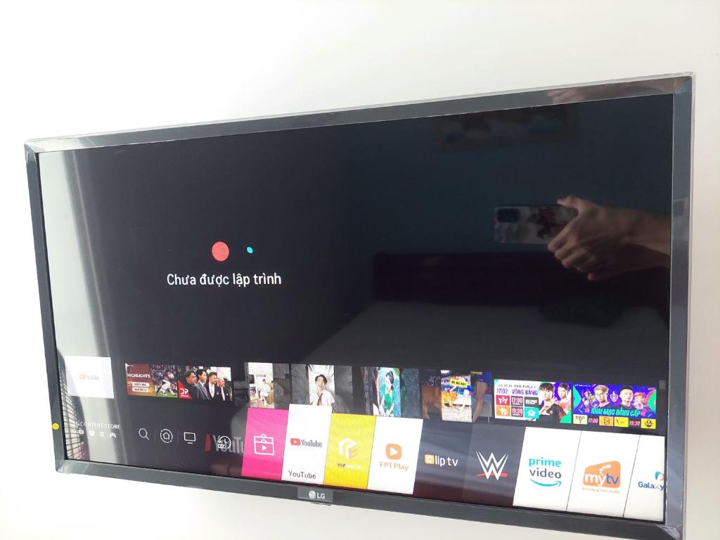 TV a/nebo společenská místnost v ubytování Ngoc Diep Homestay Hoi An