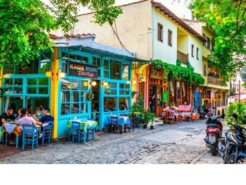 Restaurace v ubytování Old Town Luxe Suite W 100Mbps