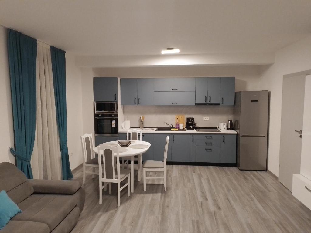 Η κουζίνα ή μικρή κουζίνα στο Apartament 2 camere Lucian