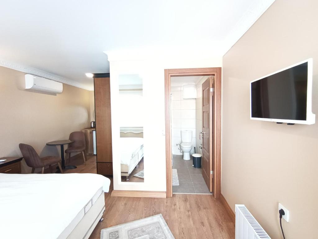 Little Palace Blue Apartment - 18