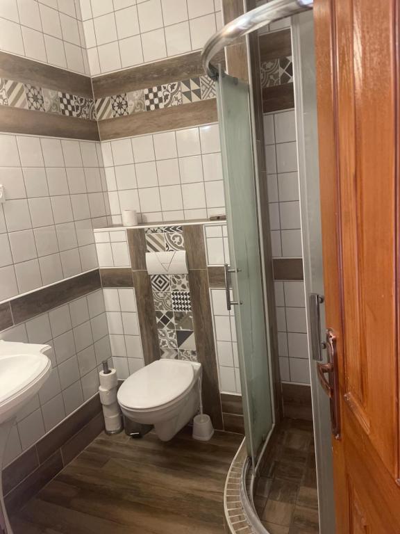 Kastélykert Fogadó - Resim 40