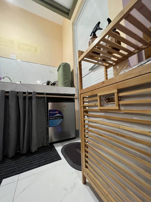 Postel nebo postele na pokoji v ubytování Loft Baler with Kitchen & Ideal for Work from Home Setup