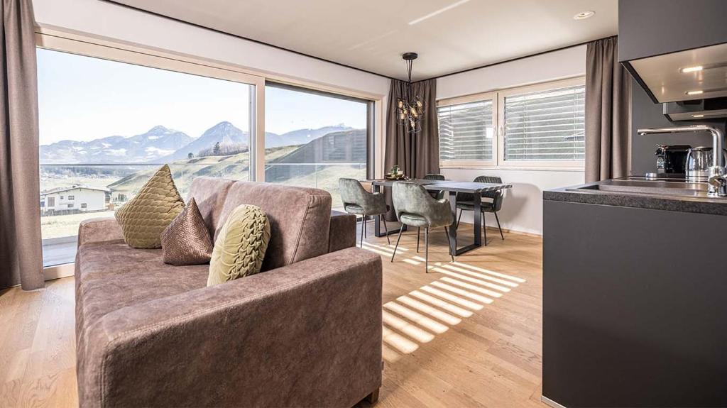 Nespecifikovaný výhled na hory nebo výhled na hory při pohledu z apartmánu
