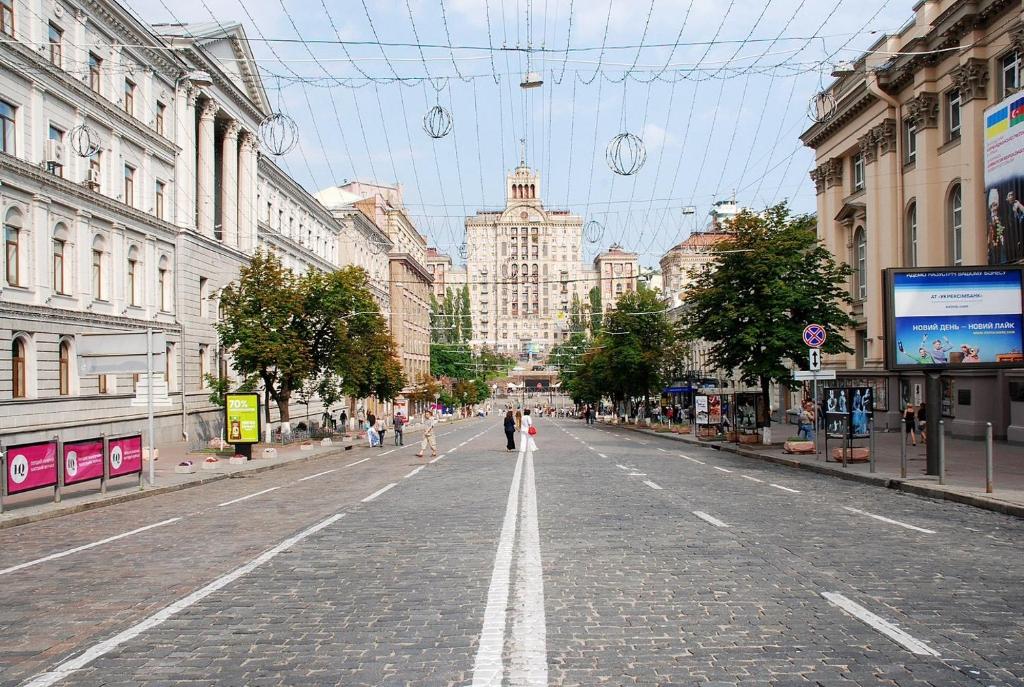 Premium Rent in Kiev Centre - Kiev - Two-Bedroom Apartment - Pushkinska 20A
