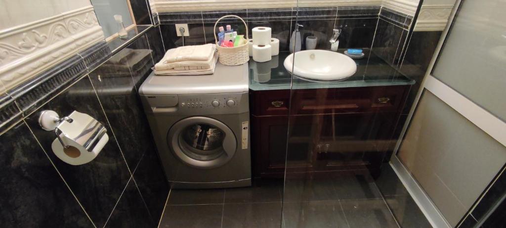 Kupatilo u objektu Apartments Peranovic
