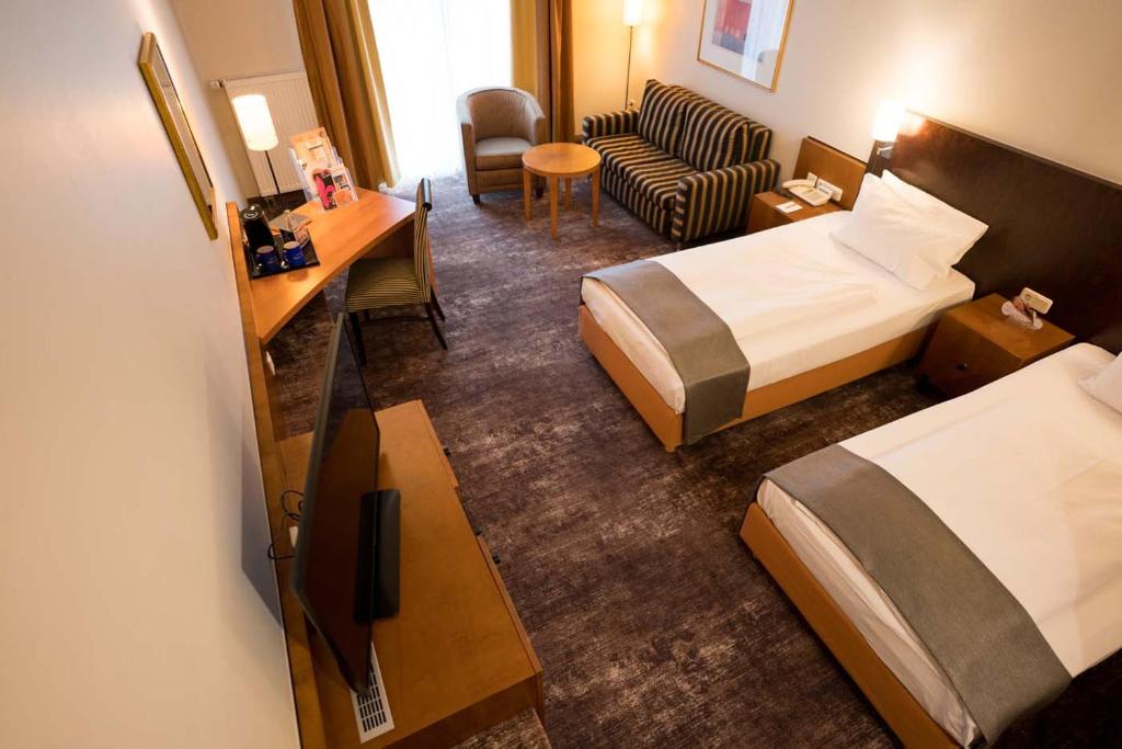 Hotel Fulda Mitte - 12