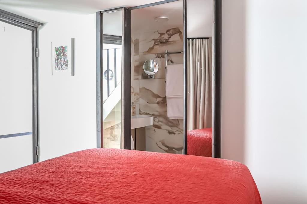 Posteľ alebo postele v izbe v ubytovaní Appartement 26 Arles centre