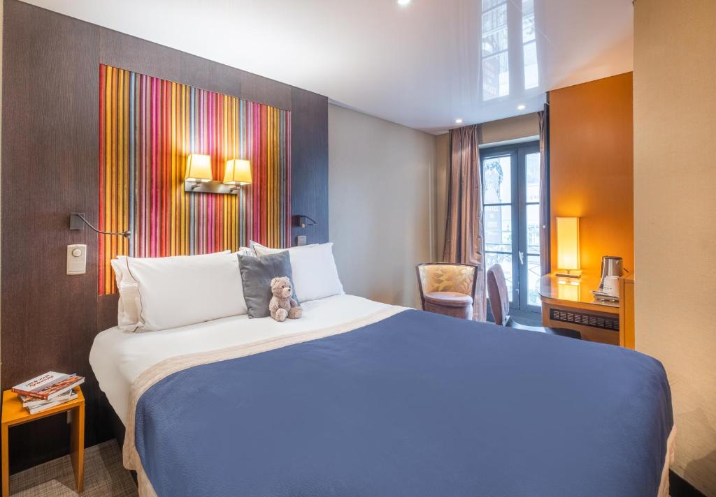 HOTEL DU VIEUX SAULE $118 ($̶1̶3̶1̶) - Prices & Reviews - Paris, France