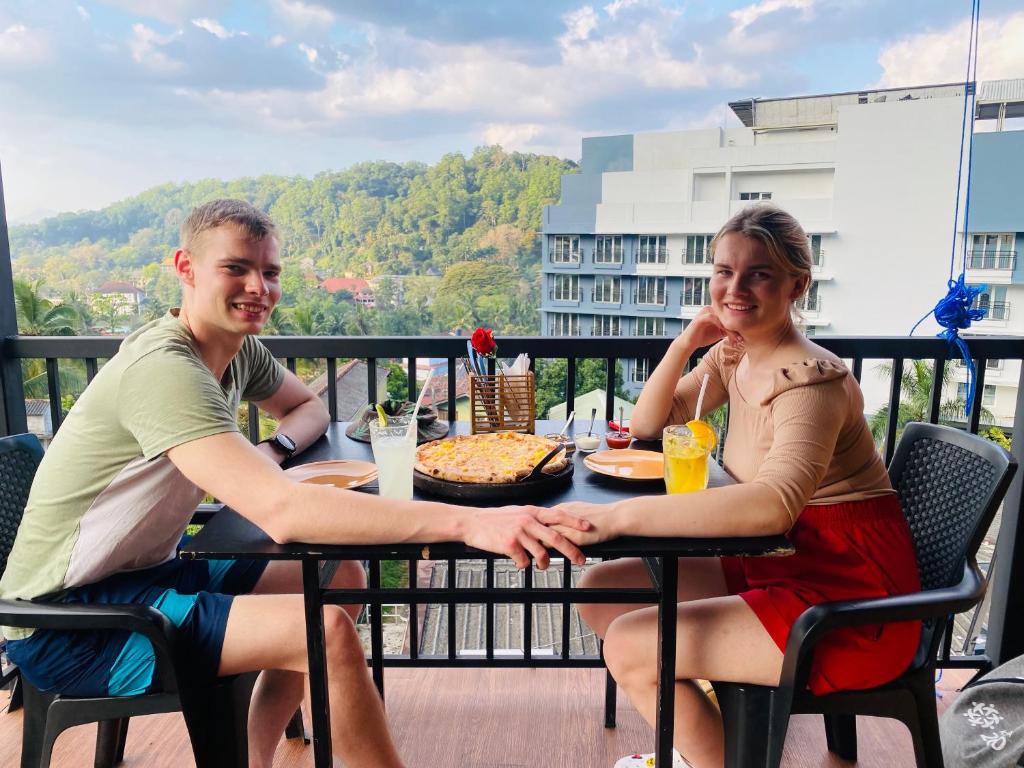 Balkón nebo terasa v ubytování Kandy City View