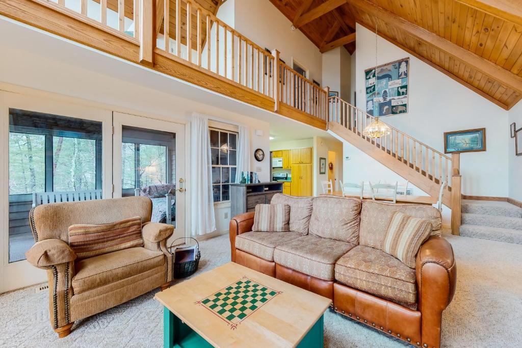 Mountain Vista, Laurel Valley, Townsend (updated prices 2024)