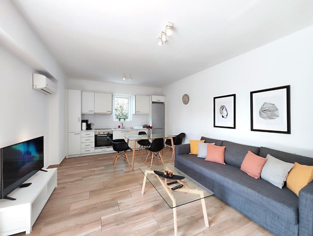 Nemeseos by Verde Apartments - 1