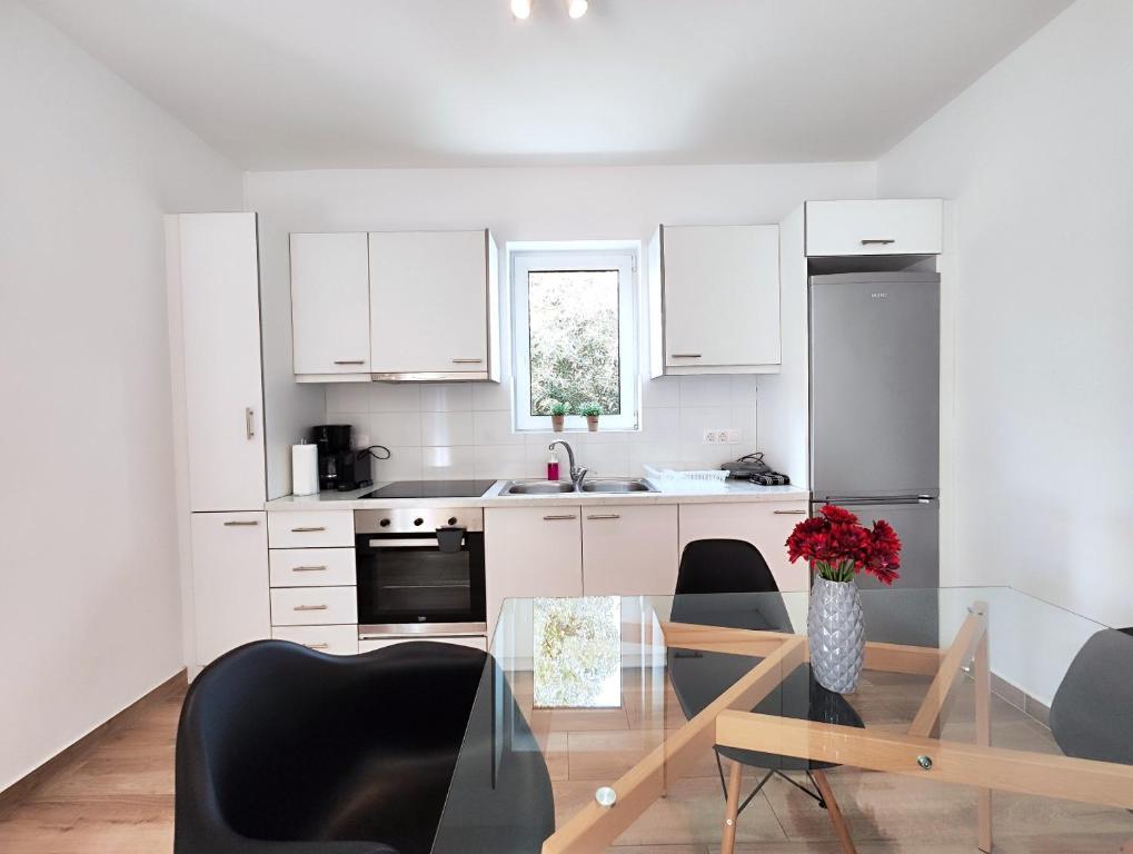 Nemeseos by Verde Apartments - 4