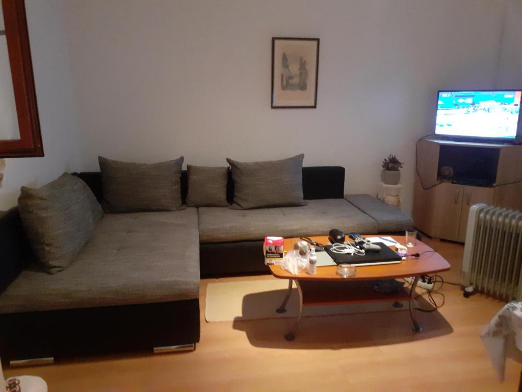 Posedenie v ubytovaní Apartmani Dokoza