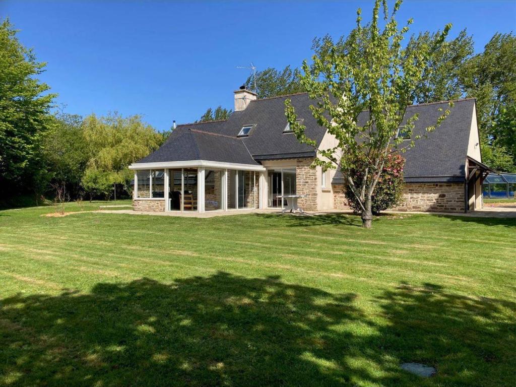 Villa plain-pied avec piscine privée, jardin et WIFI - Proche Trégastel et Perros-Guirec - FR-1-368-86 - Maison De Vacances