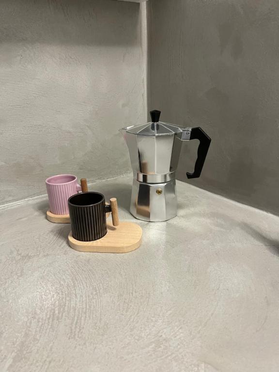 Angie's Studios - 11