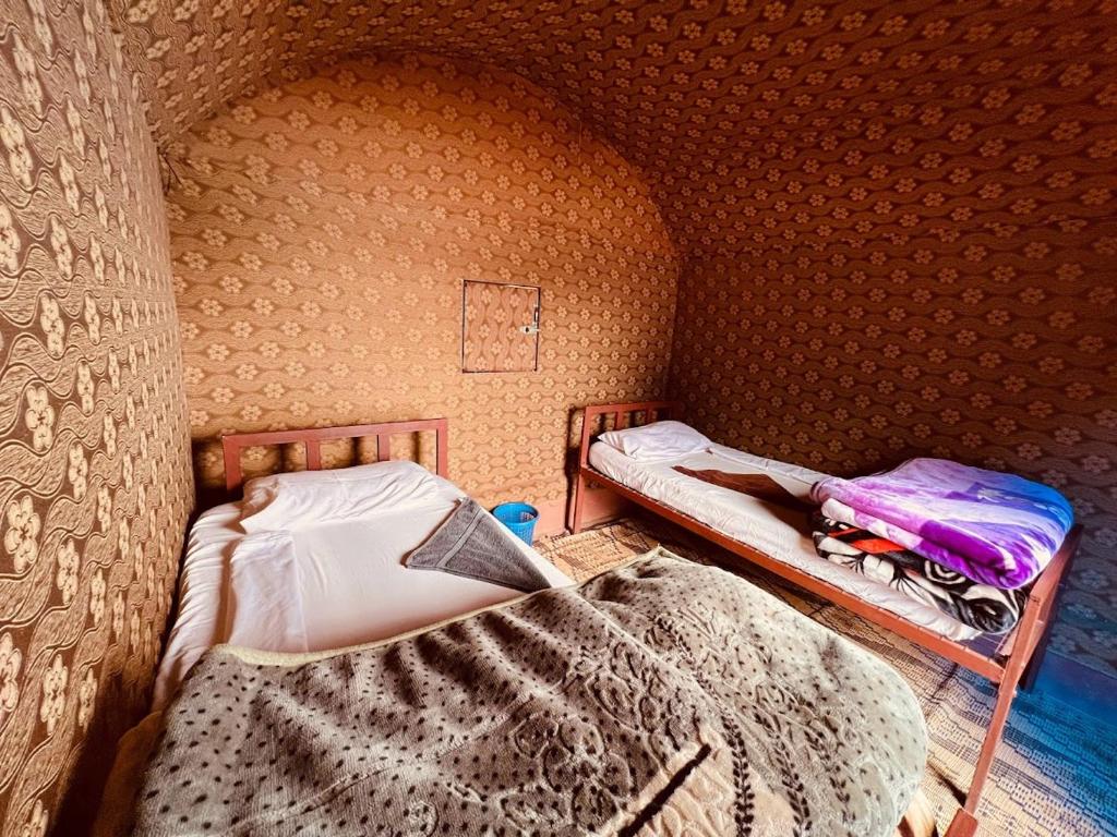 Wadi Rum Desert Camp - Standard Twin Room