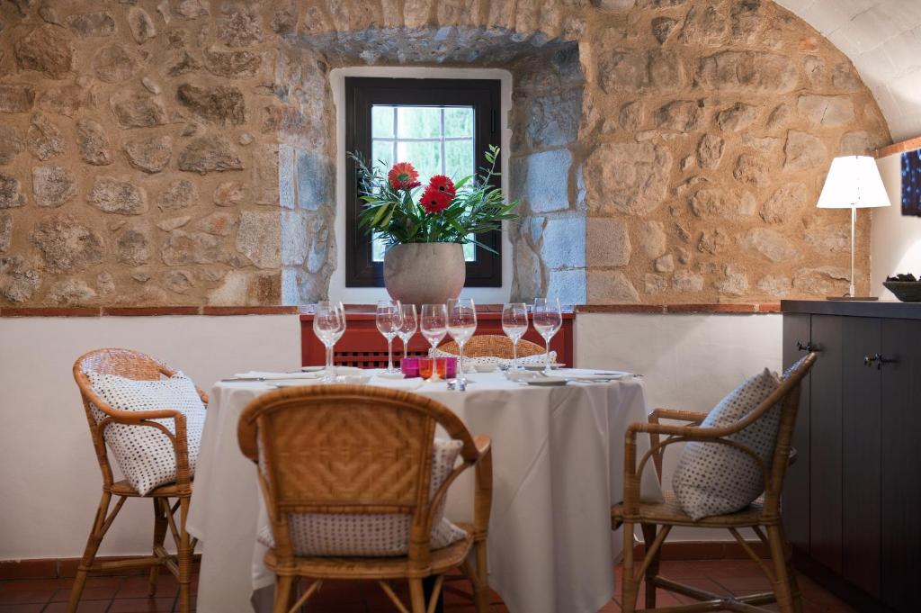Posezení v ubytování Mas Falgarona Hotel Boutique & SPA