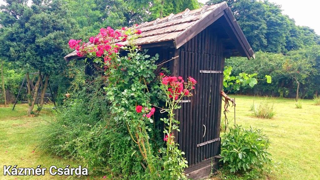 Zahrada ubytování Kázmér Szállás - Gasthaus