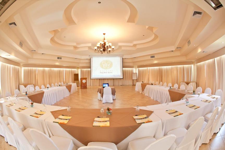 Zaplecze biznesowe lub konferencyjne w obiekcie Hotel Palma Real