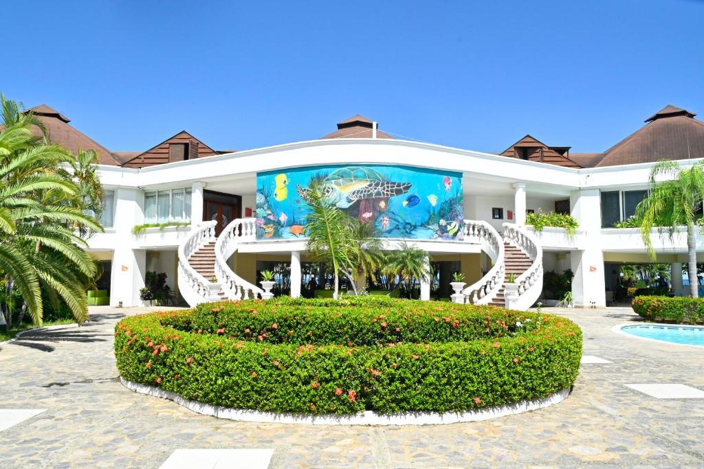 Basen w obiekcie Hotel Palma Real lub w pobliżu