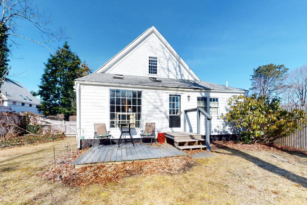 The Yarmouth House Carriage House, South Yarmouth (updated prices 2024)