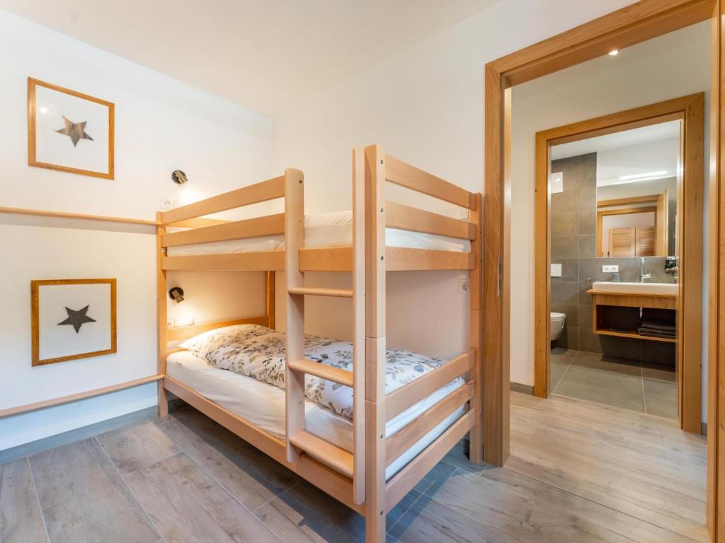 Un ou plusieurs lits superposés dans un hébergement de l&#39;établissement Pinzgau Lodge 2D