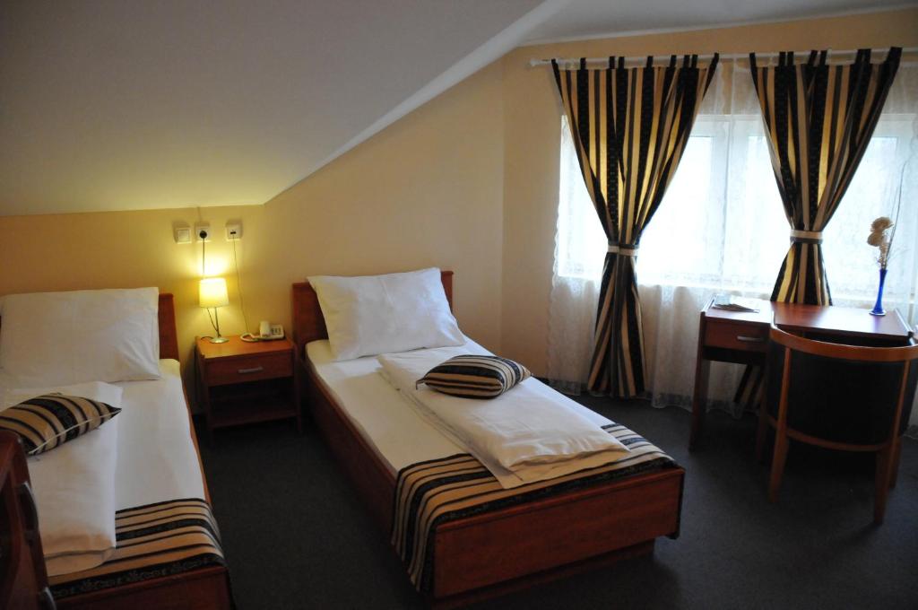 Hotel Galerija - Resim 2