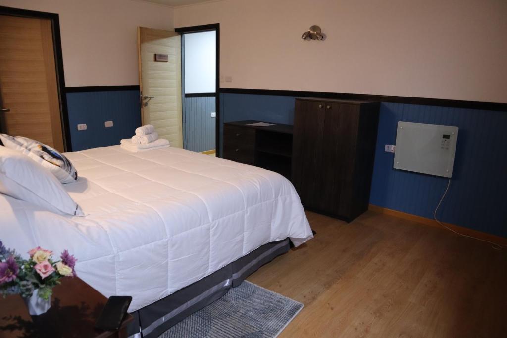 Hostal Rock Water - Deluxe Room