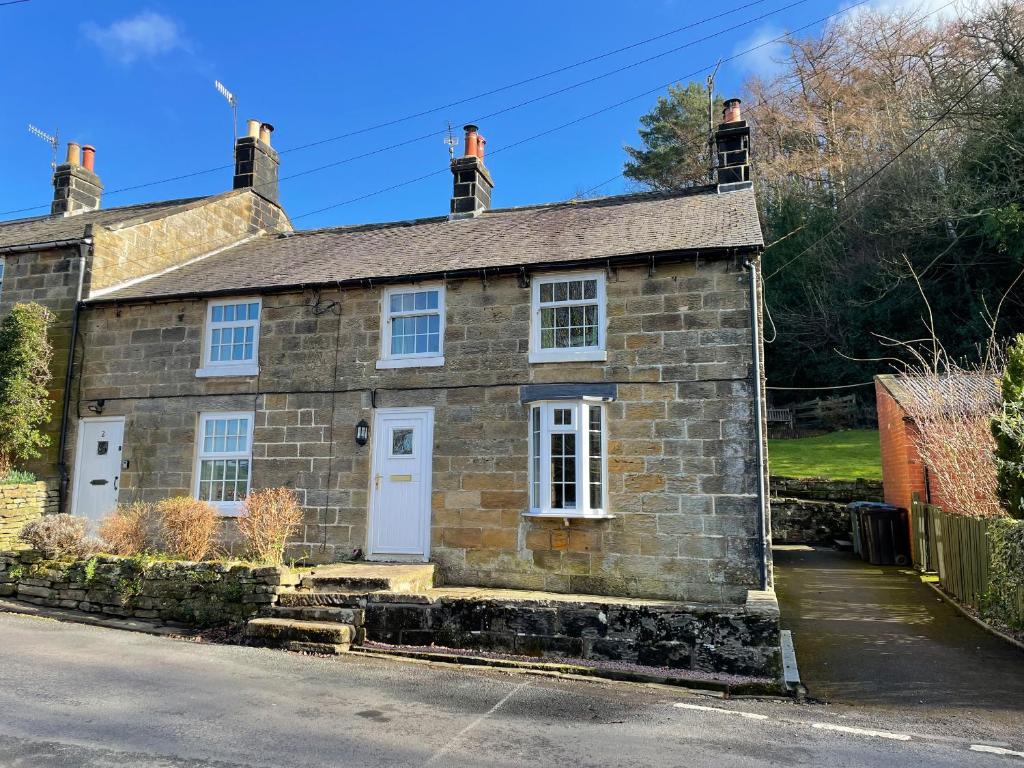 Hoone, kus puhkemaja asub