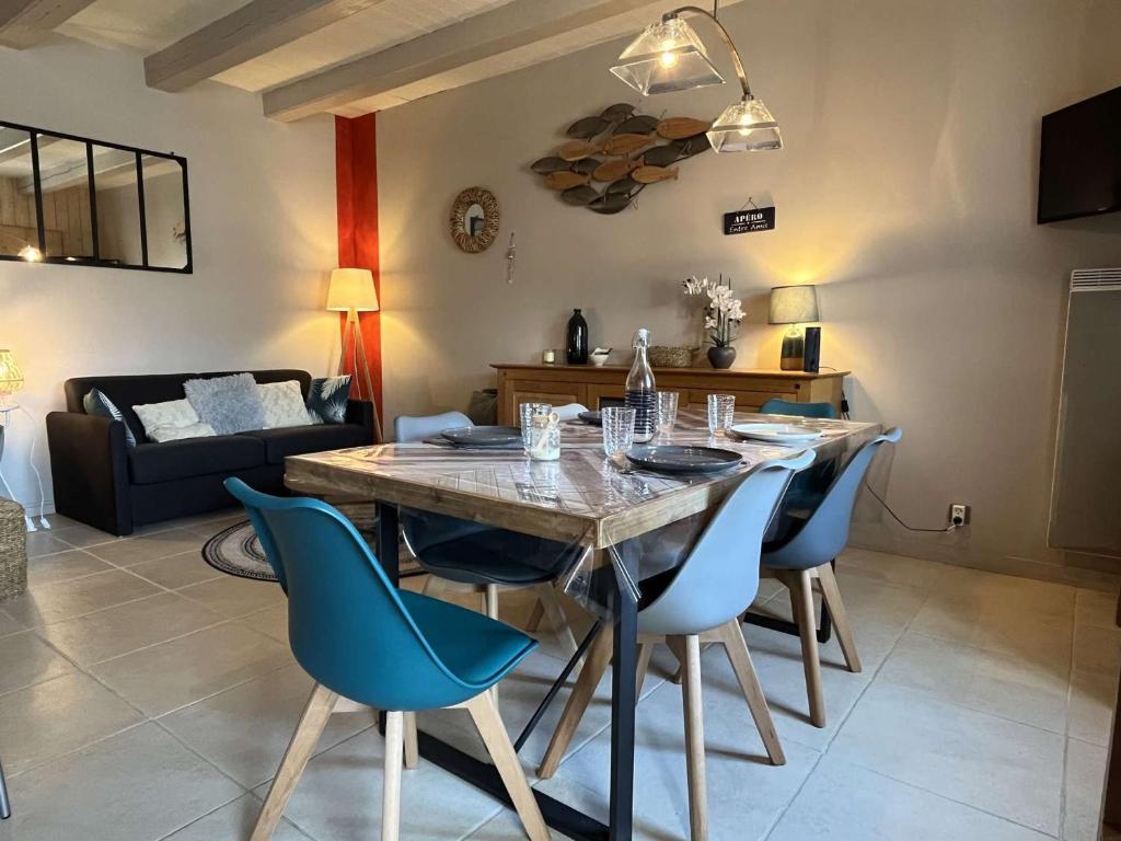 Część wypoczynkowa w obiekcie Maison calme avec terrasse à Saint-Denis-d'Oléron - 5 pers, proche plage et piste cyclable - FR-1-246A-205