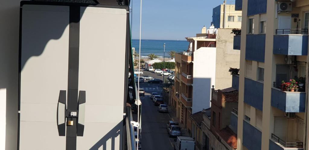 Kép Zen Attitude - appartamento completo con vista al mar, a 1 paso de la playa de Puerto Sagunto szállásáról Puerto de Saguntóban a galériában