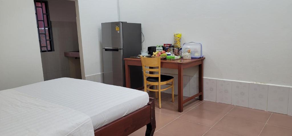 The Purple House - Double Room With Garden View