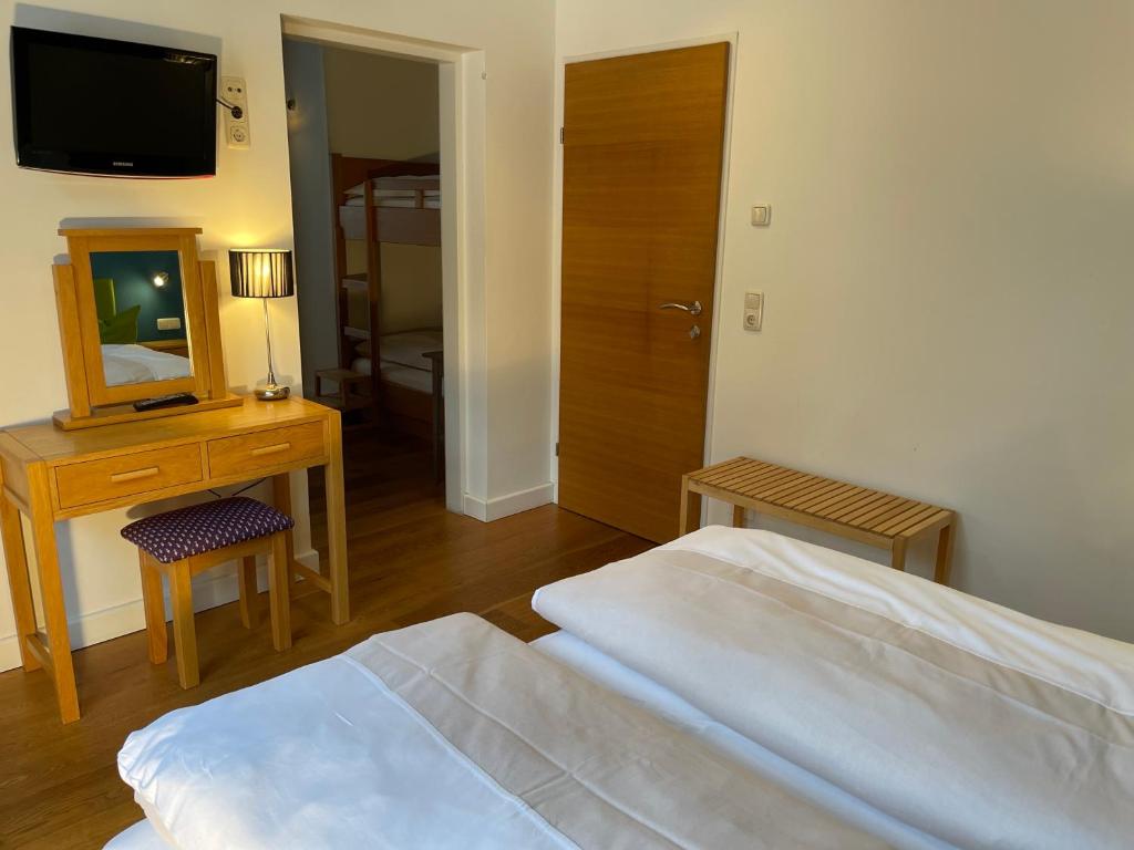 Televízia a/alebo spoločenská miestnosť v ubytovaní Villa Augustine In Hinterglemm Zentrum
