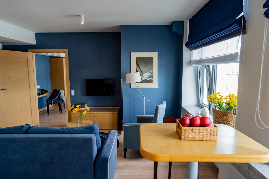 Hotel Marina Club Old Town View - 11