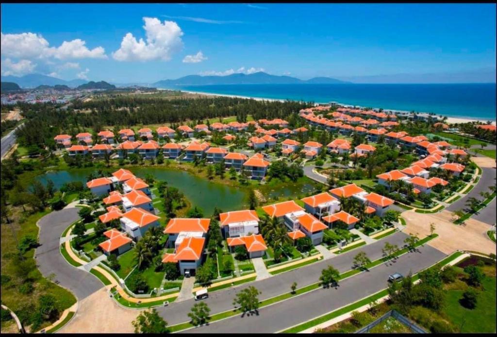 Wonderful Danatrip Beach Villas