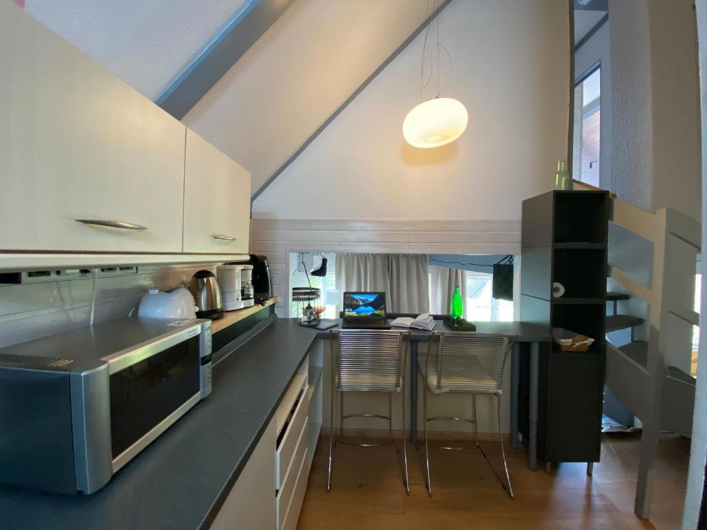 Kuchyň nebo kuchyňský kout v ubytování NEU! Ferienhaus Haus LoLa