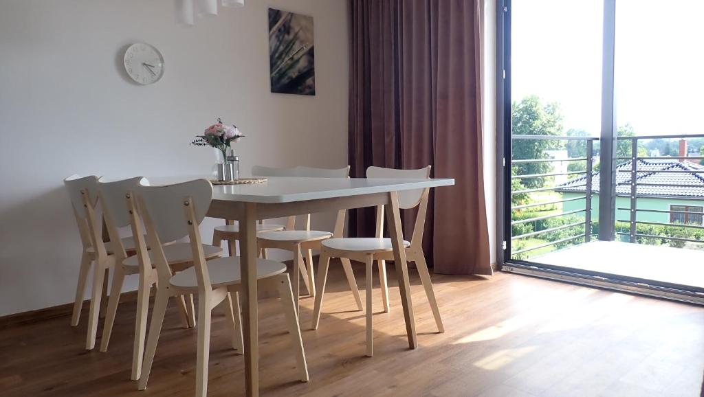 Balkón nebo terasa v ubytování Apartments A + L