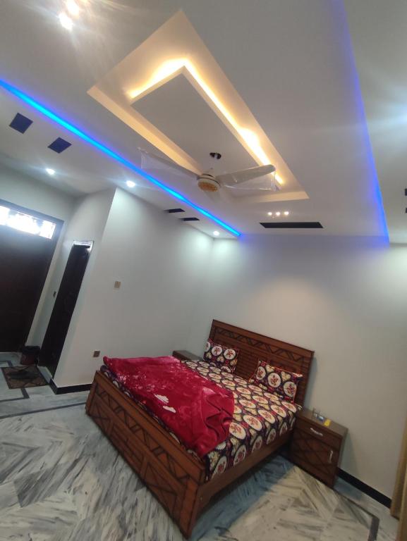 Fasil-Town Rooms Near Isb Air port - Deluxe Double Room