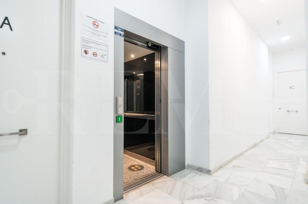 Kúpeľňa v ubytovaní Classy apartment in the heart of Malaga by REMS