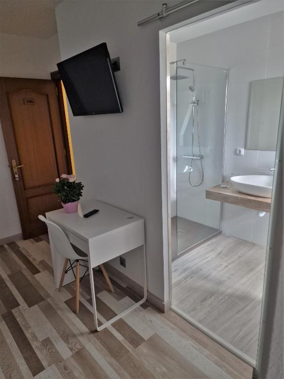 TV a/nebo společenská místnost v ubytování Hotel Area Serrano