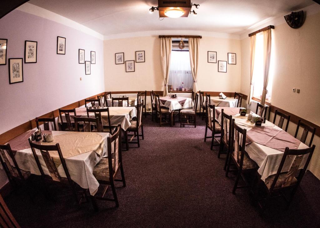 Restaurace v ubytování Hotel Holzbecher Ratibořice