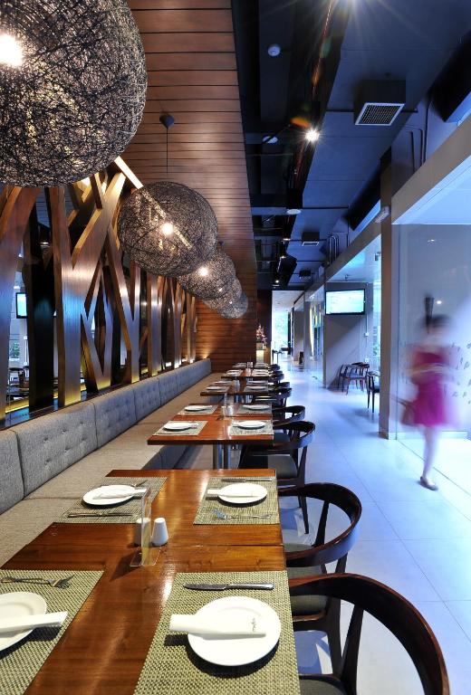 Restaurace v ubytování Midtown Hotel Surabaya