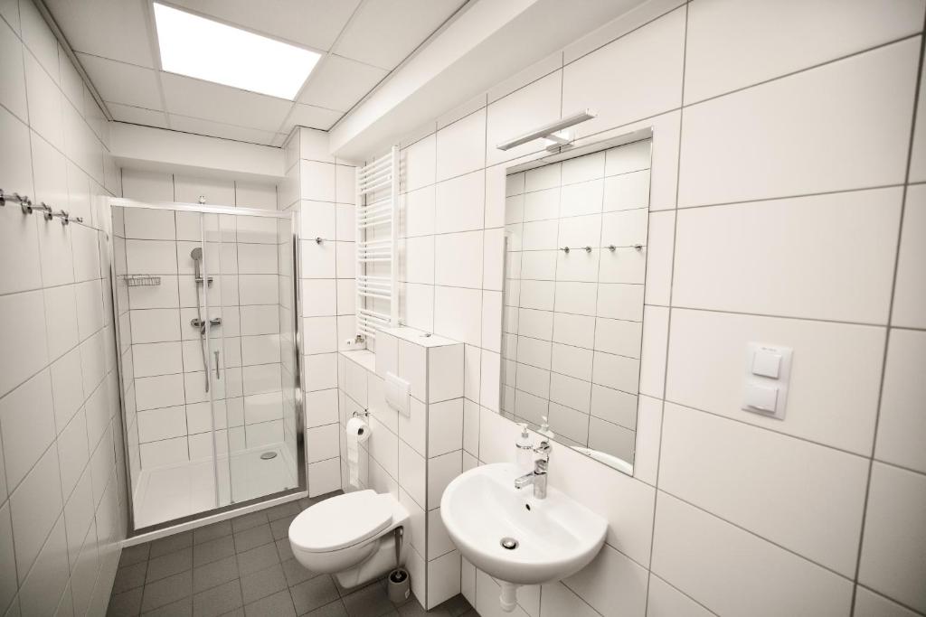 Hostel OPEN GARDEN - 10