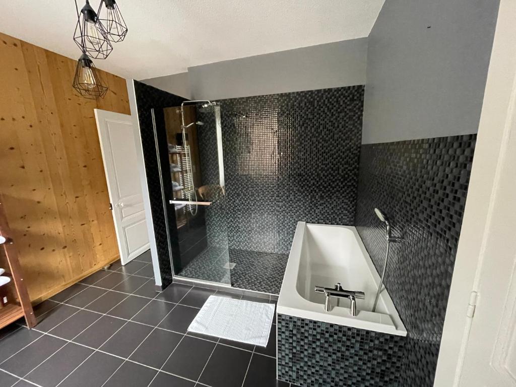 Kúpeľňa v ubytovaní La maison des douceurs