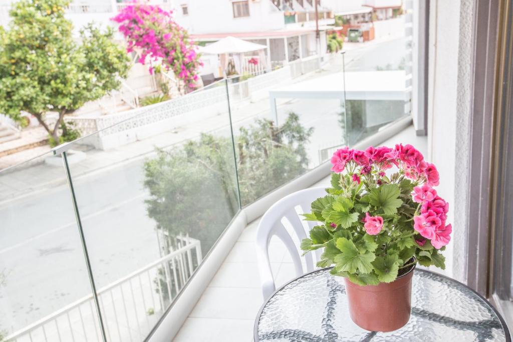 Balkón nebo terasa v ubytování Ayia Napa Holiday Apartment So6