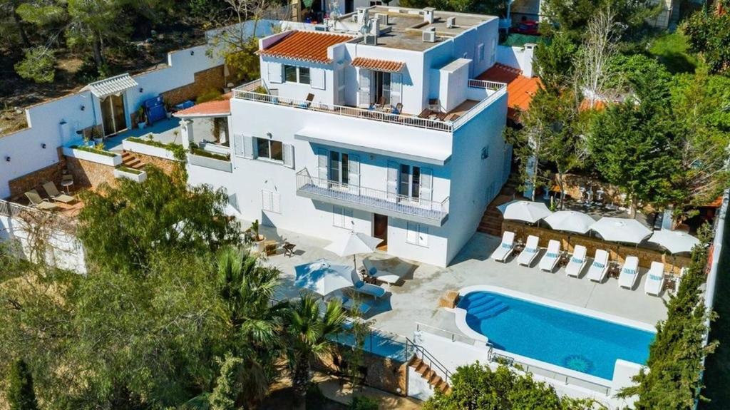 Villa Luxury White Castle Ibiza, Sant Rafael de Sa Creu, Spain - Booking.com