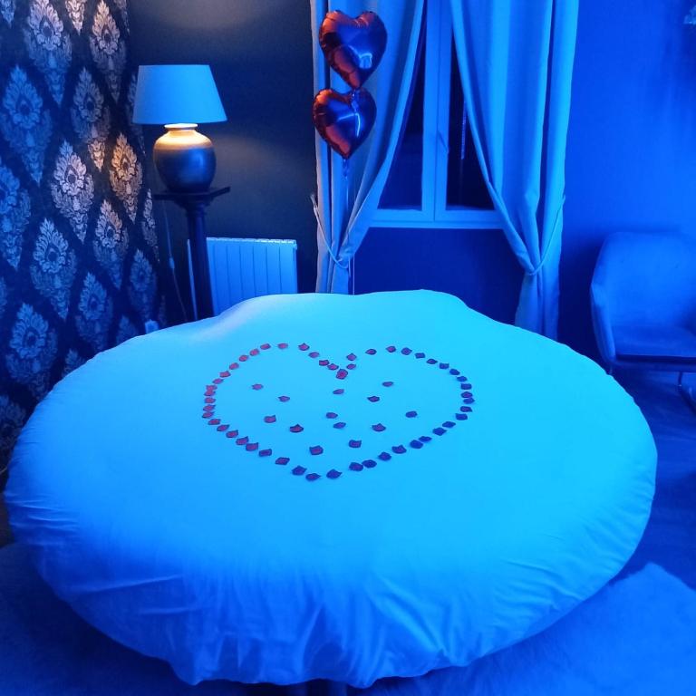 Suite privée avec BALNEO (Jacuzzi ou baignoire). - Casa De Dos Dormitorios