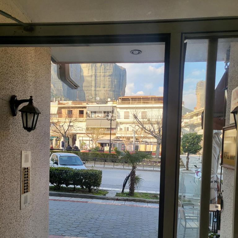 kondoulis APARTMENT 2 - 17