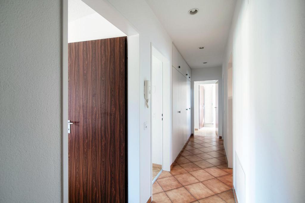 Fotografie z fotogalerie ubytování Lilia Apartment by Quokka 360 - large flat with panoramic view of Locarno v destinaci Gordola